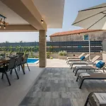 With Pool, Luxuriously Furnished, Quiet Area - By Traveler Tourist Agency Krk Id2389 *