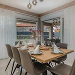 With Pool, Luxuriously Furnished, Quiet Area - By Traveler Tourist Agency Krk Id2389 Zgaljic
