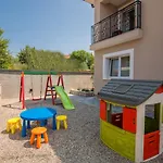 With Pool, Luxuriously Furnished, Quiet Area - By Traveler Tourist Agency Krk Id2389 Zgaljic