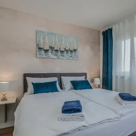 With Pool, Luxuriously Furnished, Quiet Area - By Traveler Tourist Agency Krk Id2389 Villa