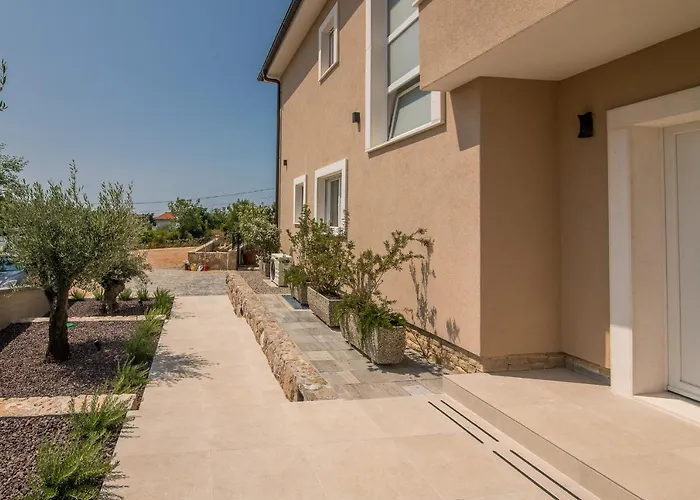 With Pool, Luxuriously Furnished, Quiet Area - By Traveler Tourist Agency Krk Id2389 Villa Zgaljic