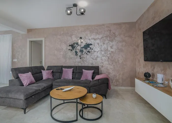 With Pool, Luxuriously Furnished, Quiet Area - By Traveler Tourist Agency Krk Id2389 Villa *