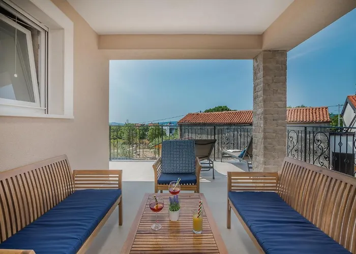 Villa With Pool, Luxuriously Furnished, Quiet Area - By Traveler Tourist Agency Krk Id2389 *