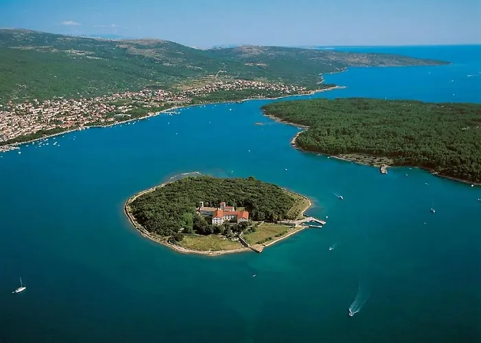 With Pool, Luxuriously Furnished, Quiet Area - By Traveler Tourist Agency Krk Id2389 * Zgaljic