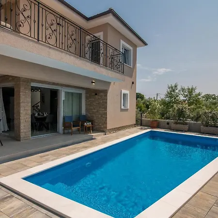 With Pool, Luxuriously Furnished, Quiet Area - By Traveler Tourist Agency Krk Id2389 * Zgaljic